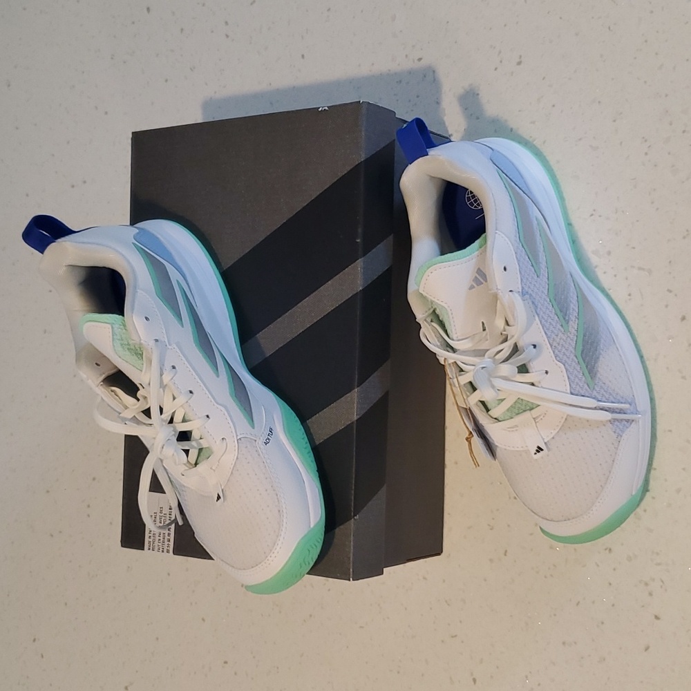 Adidas AvaFlash Tennis Sneaker
